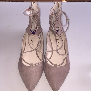 Unisa Lace-up Flats.